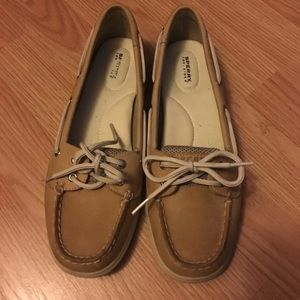 Sperry shoes